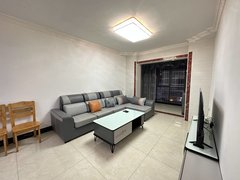 河池金城江金城江城区城西两房两厅一卫租金1500，精装修，家电家具齐全拎包入住出租房源真实图片