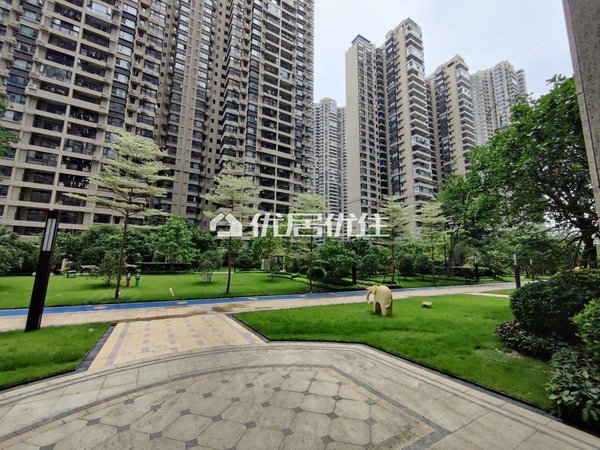 九玺 吾悦广场旁新小区,户型简洁大气,采光通风好 宜居,兴宁租房-南宁