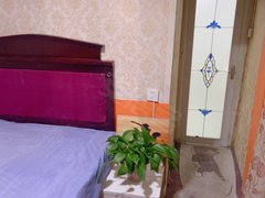 海西格尔木城区一室一卫 (可短租 ）市中心 华兴斜对面出租房源真实图片