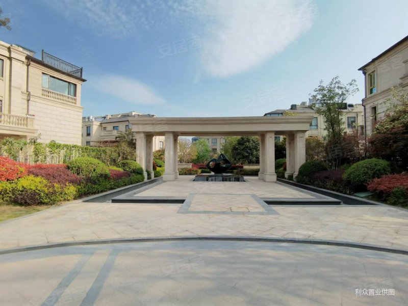 大学城你山连排别墅 高附 南花园 有钥匙随时看 房龄新急售