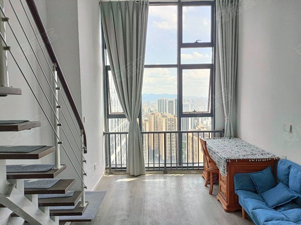 昆明五华龙泉路万彩城(商住楼)万彩城loft小公寓精装修拎包入住出租