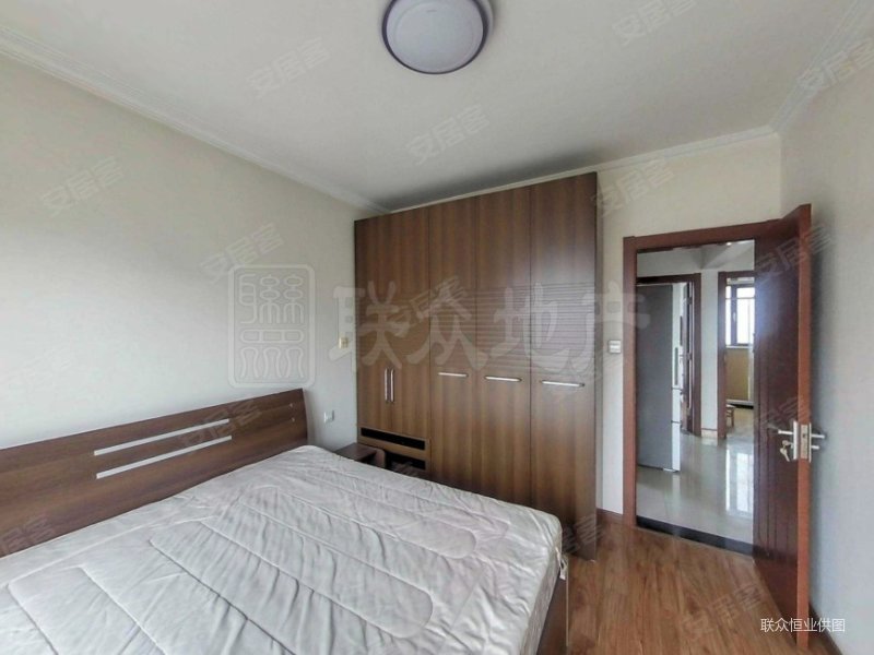 背景墙 房间 家居 酒店 设计 卧室 卧室装修 现代 装修 800_600