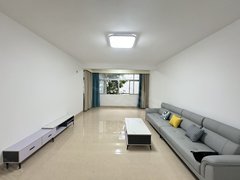 广州黄埔文冲五号线双沙地铁口小区 准新房 非常大 又漂亮 性价比高 漂亮出租房源真实图片