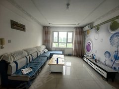 潍坊安丘安丘城区家具家电齐全，领包入住，3个空调，大车库，无物业费出租房源真实图片