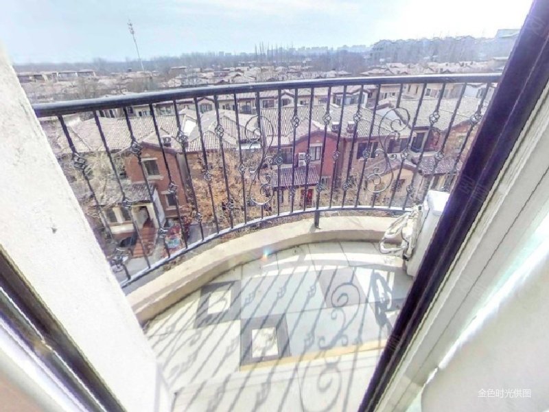 96平米,龙湖香醍溪岸(南区)二手房,130万,1室1厅,1卫,39.