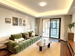 武汉汉南汉南城区协子河C区，中古温馨风，大3房2卫，家具家电齐全出租房源真实图片