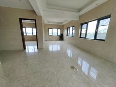 深圳龙华观澜好谈 独立门院 地势高景观好 观湖园别墅专家 便宜租出租房源真实图片