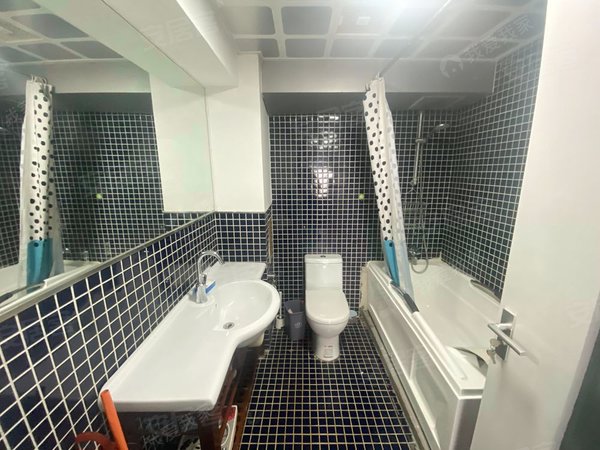 北京西城阜成门北营房西里小区阜成门 阜外医院 凌奇宾馆 医保局 附近