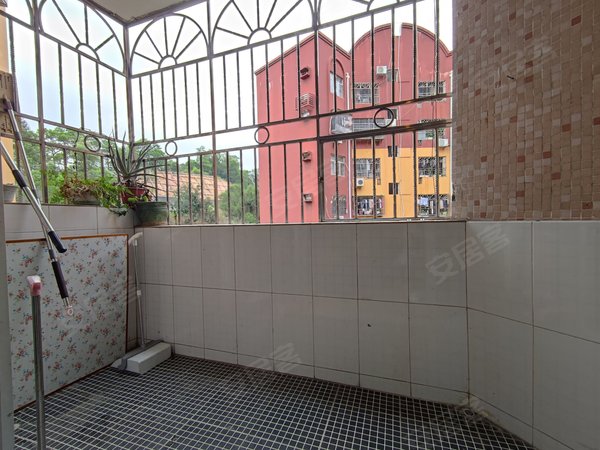 深圳布吉丽湖丽湖花园地铁口物业  丽湖花园 房源采光好,南北通透