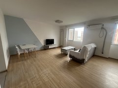 北京顺义后沙峪金地悦景台电梯两居室。家具家电齐全，周边配套齐全，可押一付一出租房源真实图片