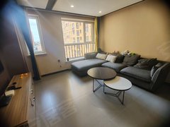 巴彦淖尔市临河临河城区鸿臣欧洲假日电梯复式楼,精装修两居室,指纹密码锁,随时看房出租房源真实图片