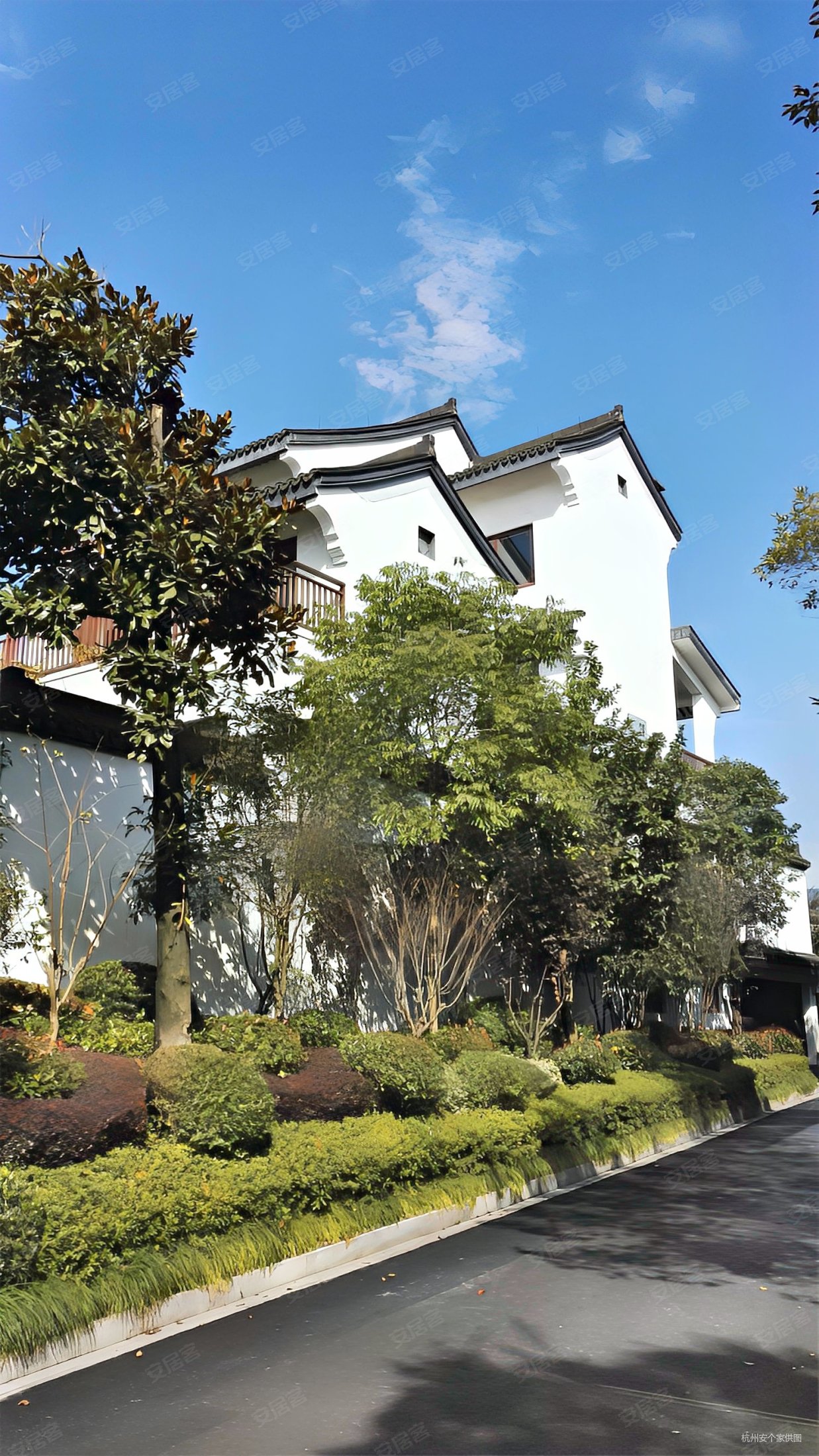 必看九龙一号徽派庭院大花园视野好近地铁房东诚售