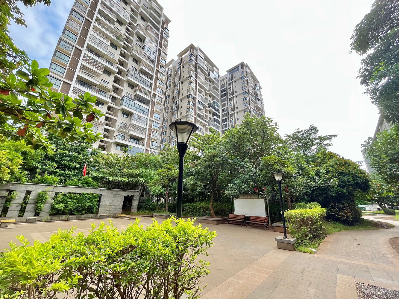 南海大道友谊南海城旁兰亭雅苑小高层温馨1房朝南