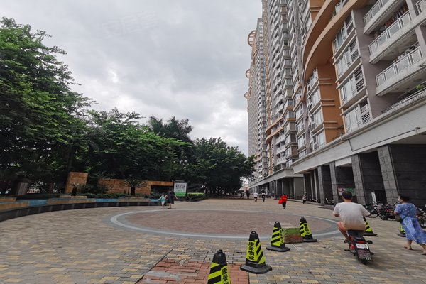 华景新城芳满庭园