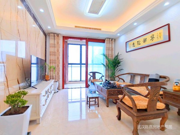 清江泓景 带电梯 正规商品房 精装可拎包入住 近地铁