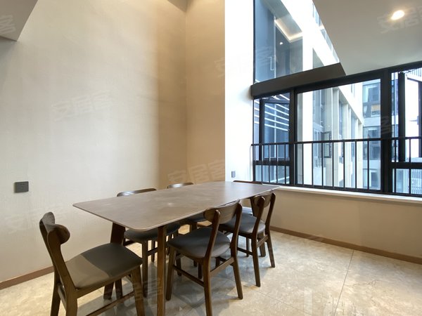 东莞虎门虎门万达中心万科城市之光广场(商住楼)万科城市之光复式公寓