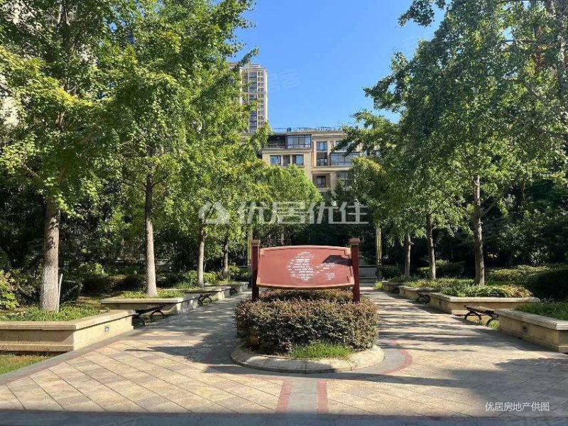 上上城四期新上30中全新精装三房