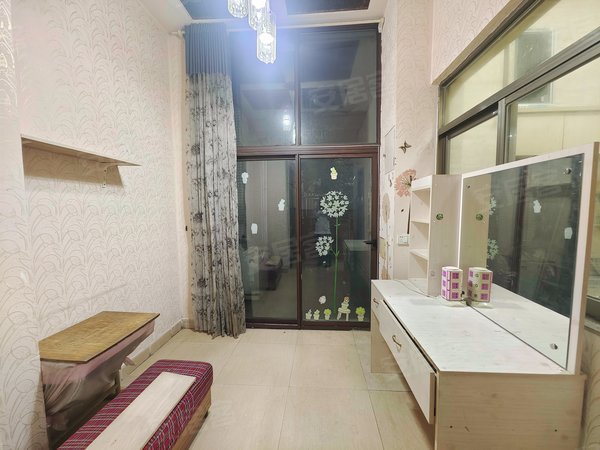 广州增城凤凰城碧桂园凤凰城凤妍苑凤妍苑 一楼带花园 南向精美家私