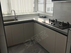 丹东东港千盛花园小区步梯6楼 50平一室一厅家电全有空调1000出租房源真实图片