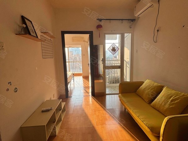 深圳南山南头友邻公寓1号线桃园站 深大北门 友邻公寓 漂亮一房一厅全