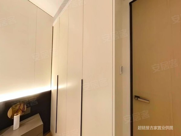 美丽园公寓2室2厅2卫90㎡南北560万