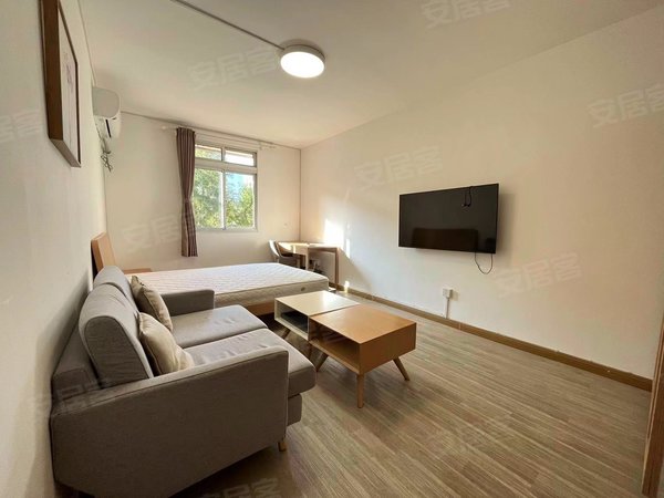 上海虹口凉城广灵二村3号线赤峰路站||精装大一室户,近万泰广场随时看