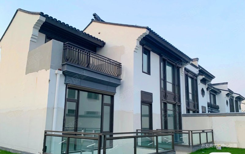 葛洲坝知丘别墅5室3厅4卫410㎡南北1500万