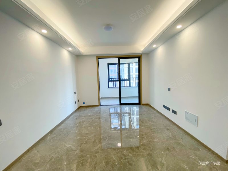 公园万象 南北通透 高楼层视野好 正规商品房 刚需小三居