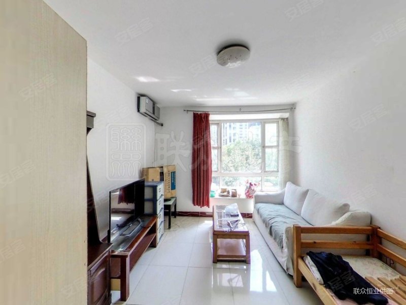 翠海明苑 交通便利 集中供暖 近地铁 南北通透 满五