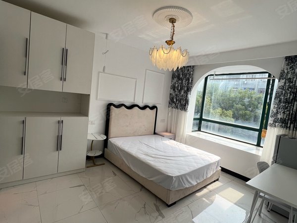 上海浦东康桥东康名苑东康名苑 3室1厅3卫出租房源真实图片