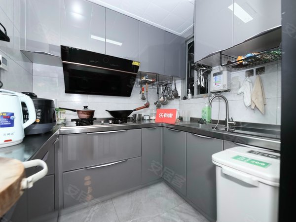 深圳罗湖黄贝岭环岛丽园环岛丽园 精装3室2厅 带大露台出租房源真实