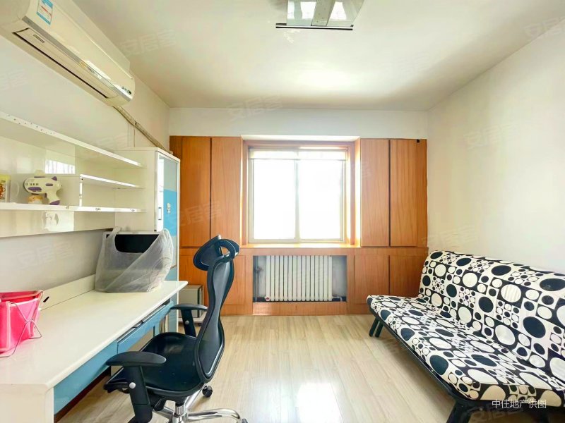 带地下室大院停车甸柳一中诚意卖可谈价百花公园解放路旁