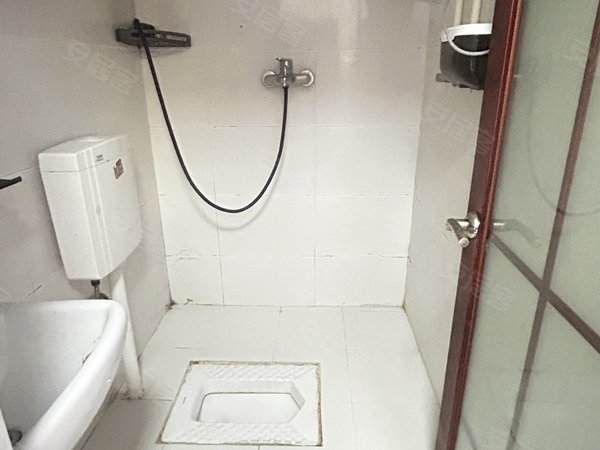 【多图】华隆园,东门租房,湖贝晒布地铁口电梯精装超大一房一厅户型