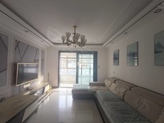 梁山城区梁山市区出租金冠壹号公馆，精装三室两厅两卫，家具家电齐全，干净整洁出租房源真实图片