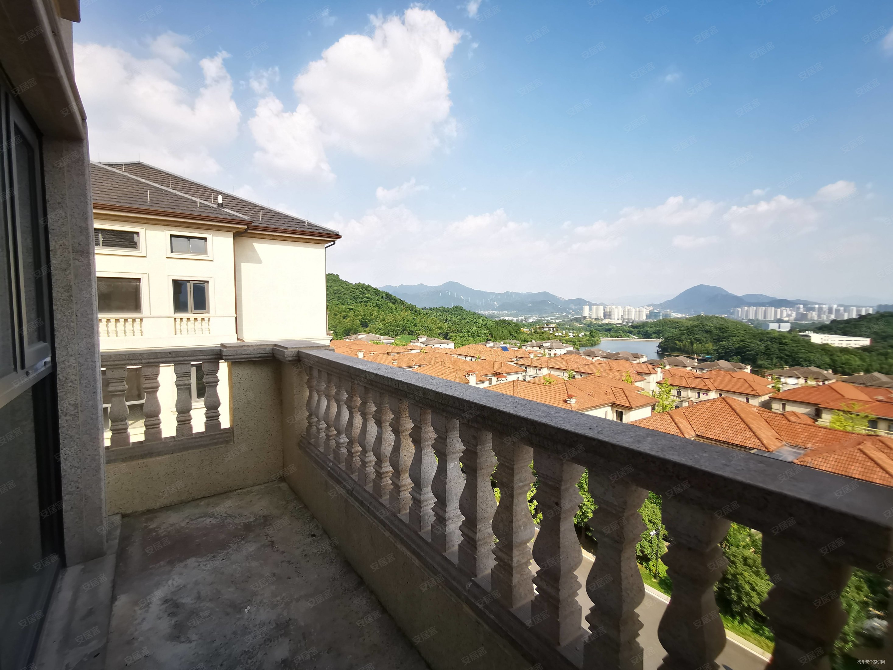 云水湾,电梯洋房,顶跃带大露台