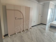 仙桃龙华山龙华山城区城市广场精装一室一厅，家电齐全，拎包入住，随时看房出租房源真实图片