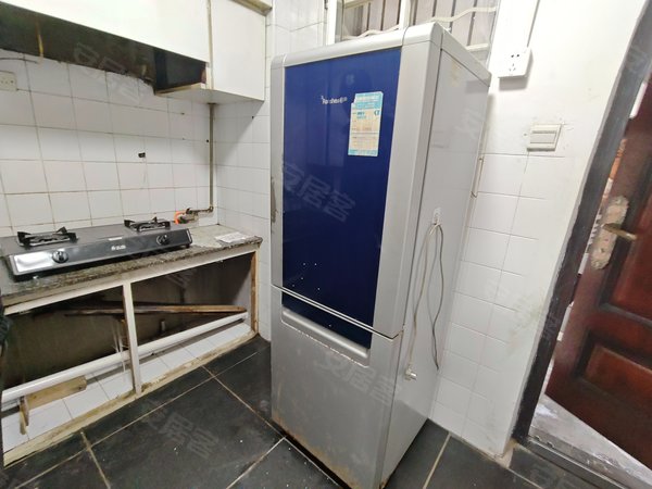 【多图】宁馨小区,大宁租房,马戏城地铁口 久光商圈大润发旁 温馨大