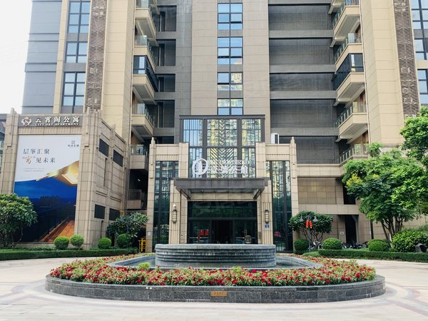 广州荔湾黄沙珠光御景壹号黄沙 御景壹号 99方4房 一线江景 可住 可