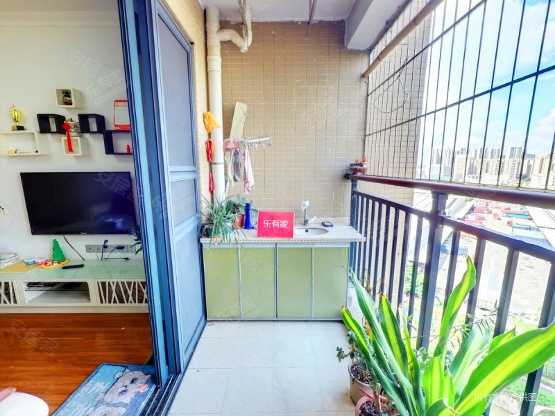 富川瑞园3室2厅750万