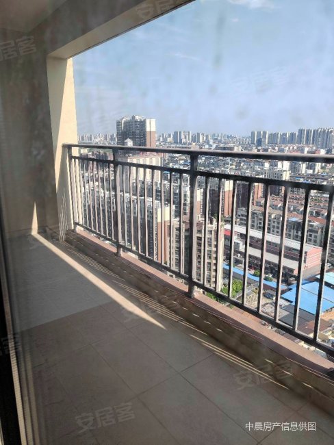中海御锦公馆地铁口环境不错太阳光线好诚心出售