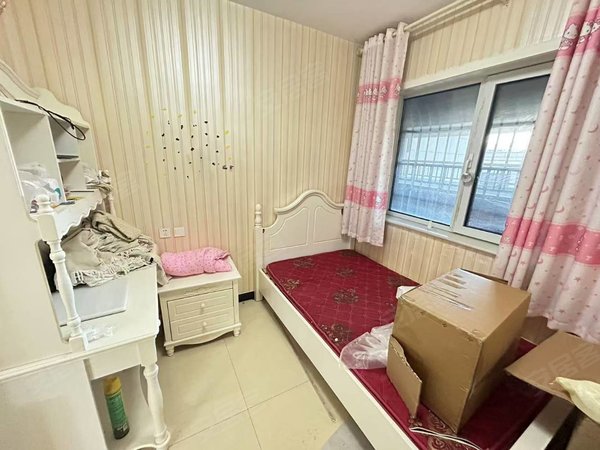 德州德城市区唐人中心唐人中心,欧式装修 两室 家具家电齐全 拎包入住出租房源真实图片