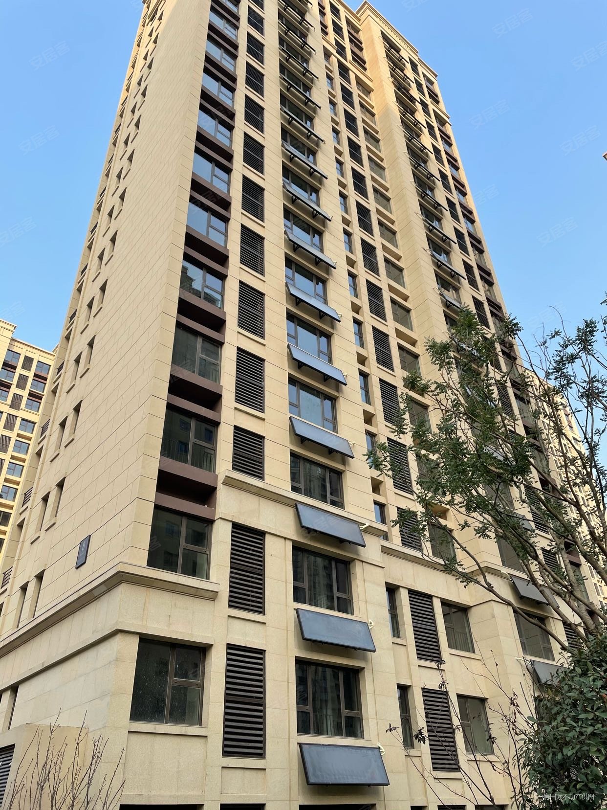 高新区二手次新房 精装未住 一梯一户小高层 中欧国际城览秀城