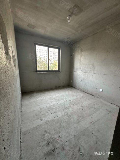 金鹏东方印南区洋房直降10万现价75万134平4室双卫