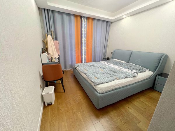 城 精装大三房 带地暖 业主自住 实拍图密码锁随时房出租房源真实图片