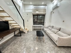 赤峰红山桥北新区月付 摩尔城 整租大复式 家具家电齐全 有空调 这套目前出租房源真实图片