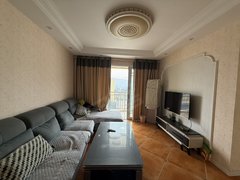 重庆万盛万盛城区盛世华城 三室两厅 领包入住出租房源真实图片