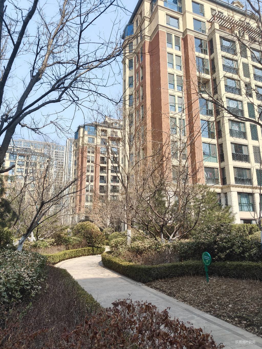 淄博房产网>淄博二手房>张店二手房>齐盛湖二手房>绿城百合花园>