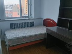 鹤岗工农新世纪广场红旗小区,周边有早市离五指山近出租房源真实图片