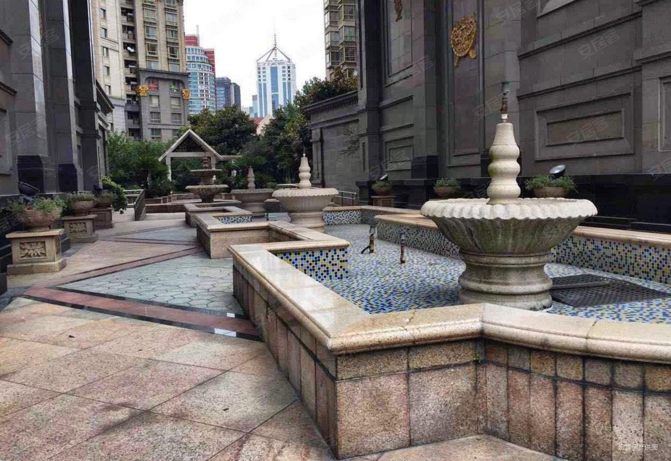 上海房产网>上海二手房>长宁二手房>古北二手房>皇家花园>