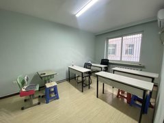 本溪明山北地二院小市场附近   地势平坦  交通便利出租房源真实图片